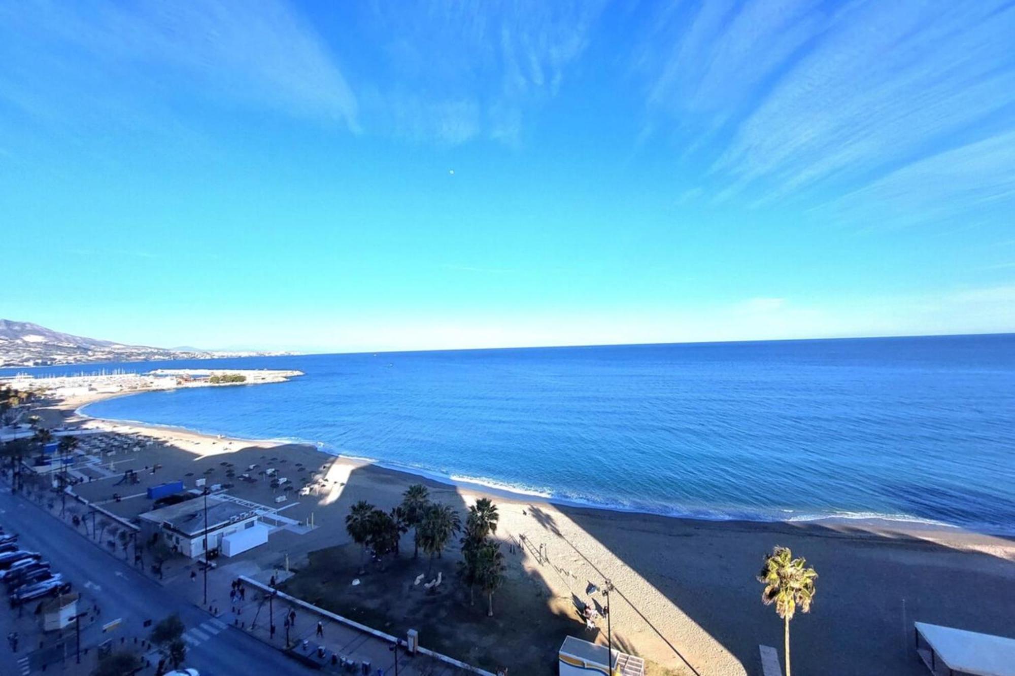 Paseo Del Rey - Fuengirola 2 Bedrooms Oceanfront Apartment Exterior foto